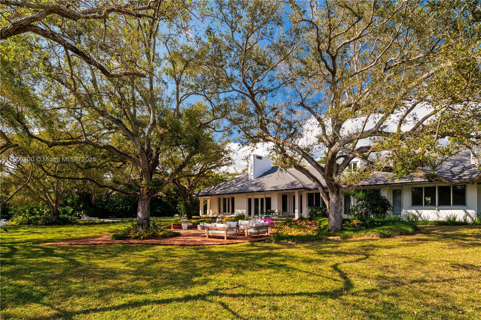 NATHALIE & CAROLINE SUB - Residential