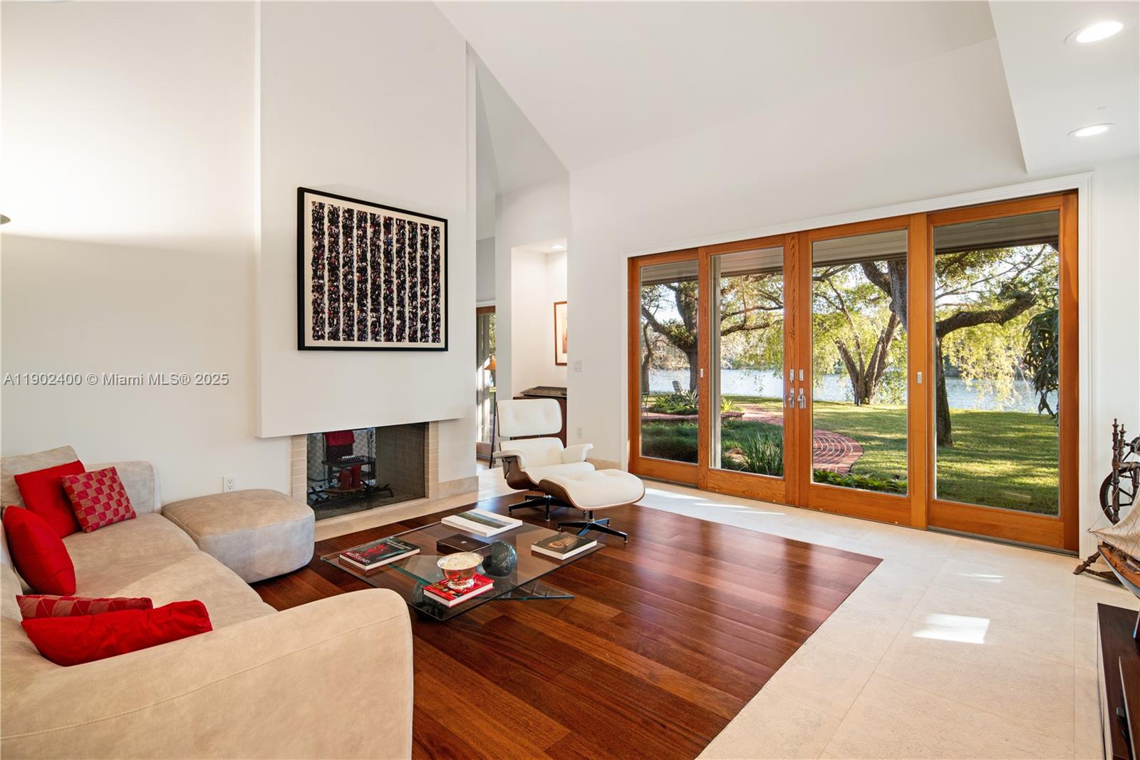 NATHALIE & CAROLINE SUB - Residential