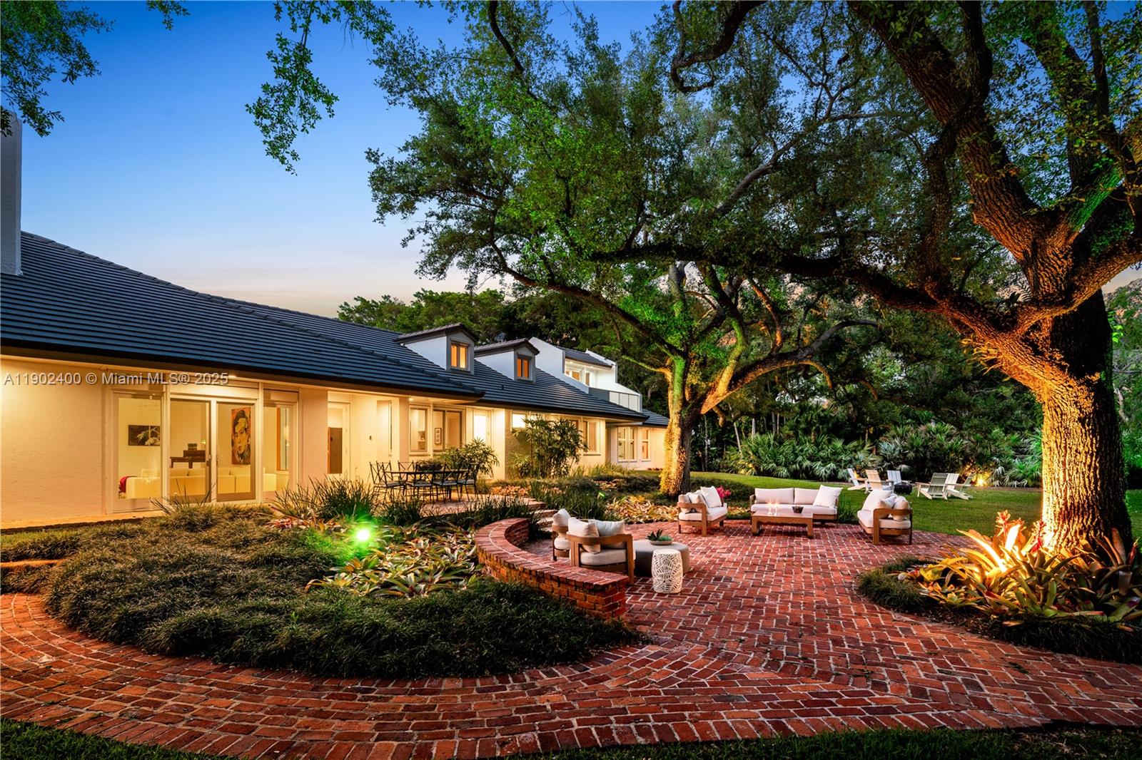 NATHALIE & CAROLINE SUB - Residential