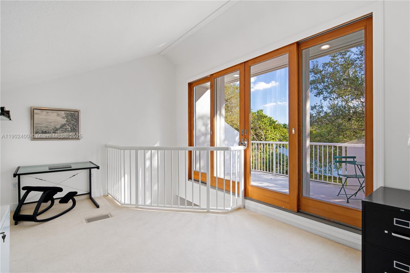 NATHALIE & CAROLINE SUB - Residential