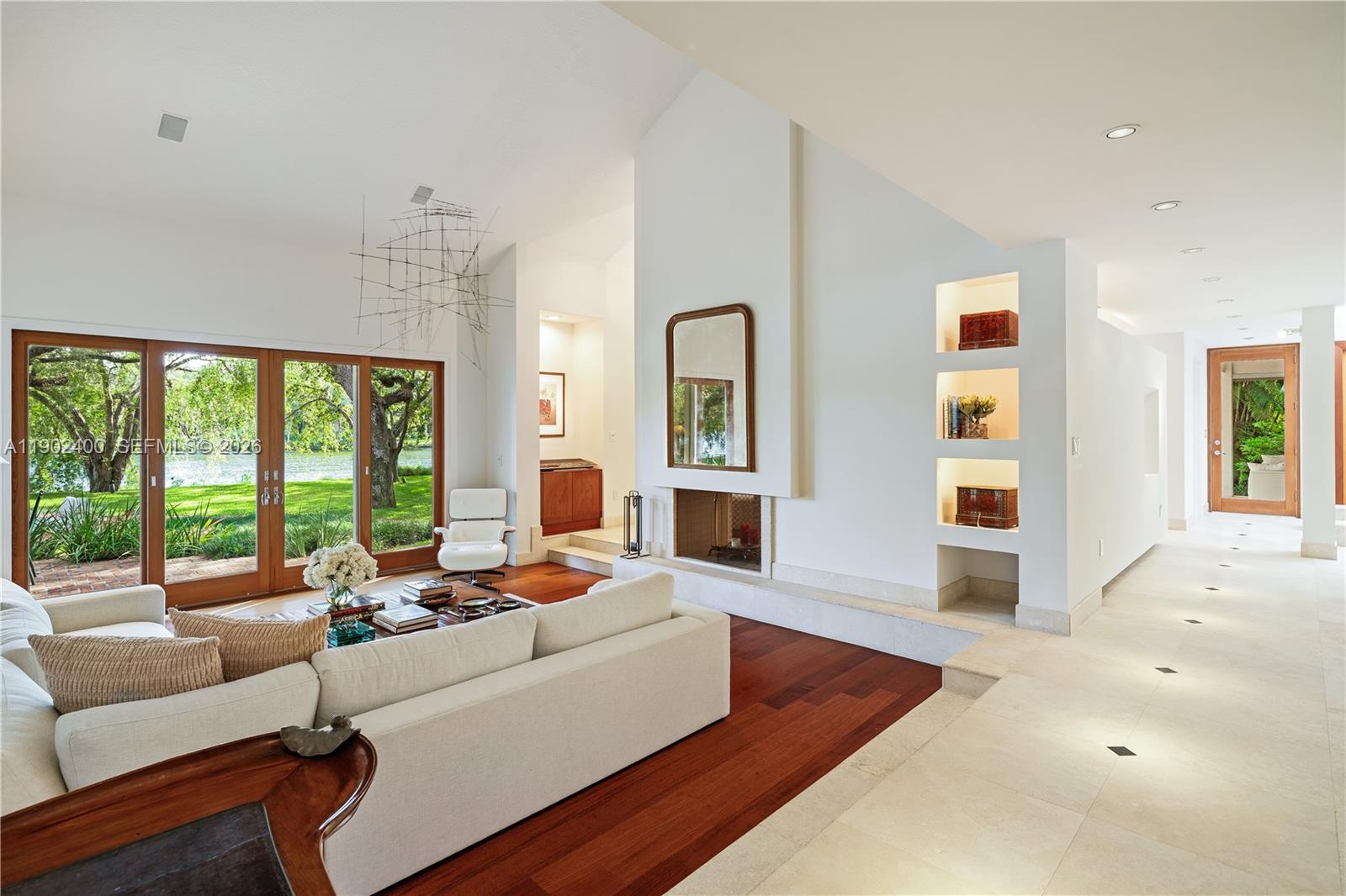 NATHALIE & CAROLINE SUB - Residential