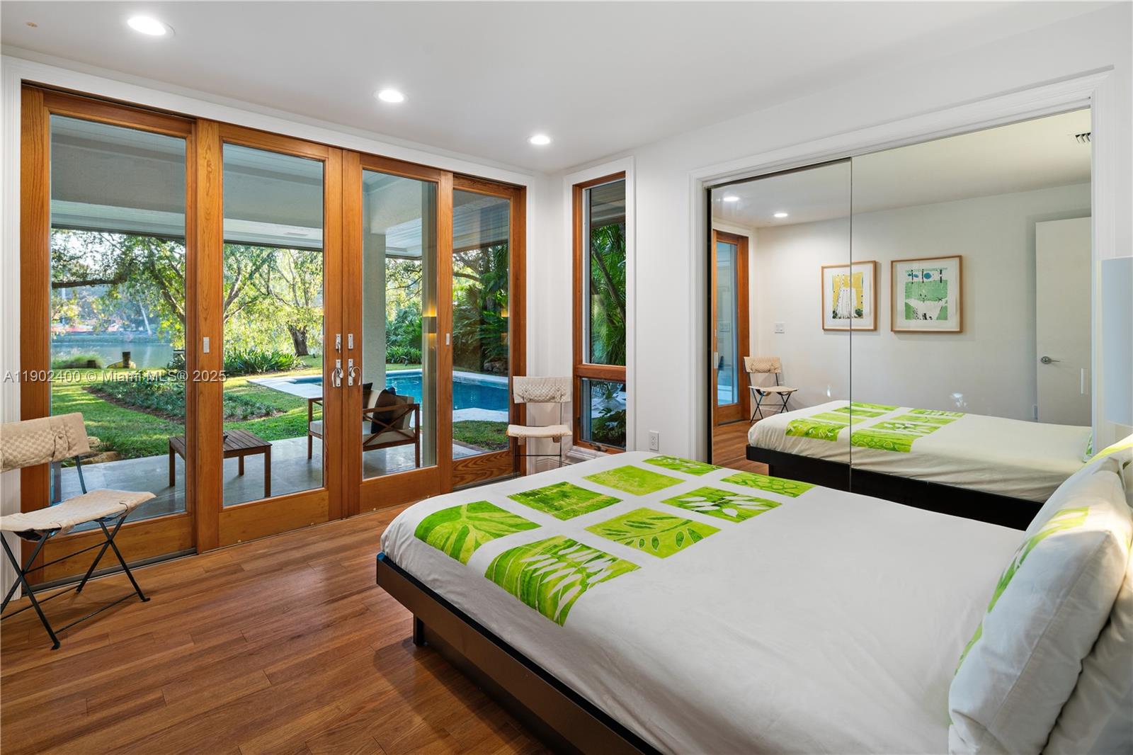 NATHALIE & CAROLINE SUB - Residential