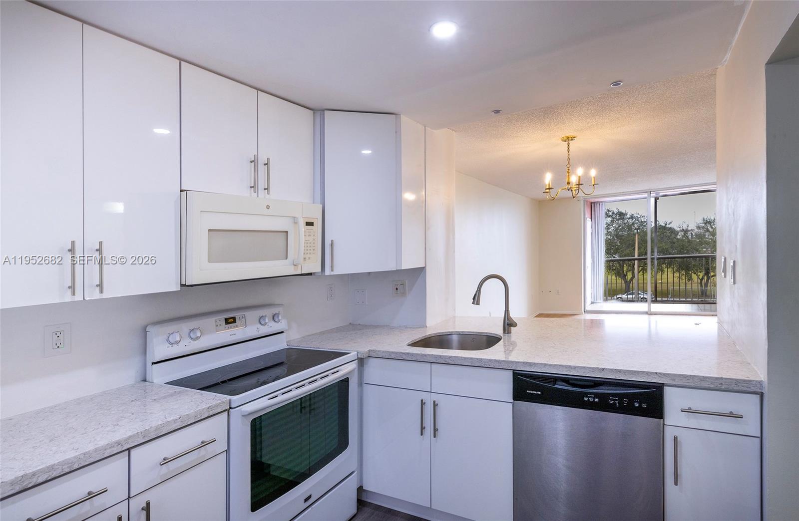 POINT SOUTH CONDO - Residential