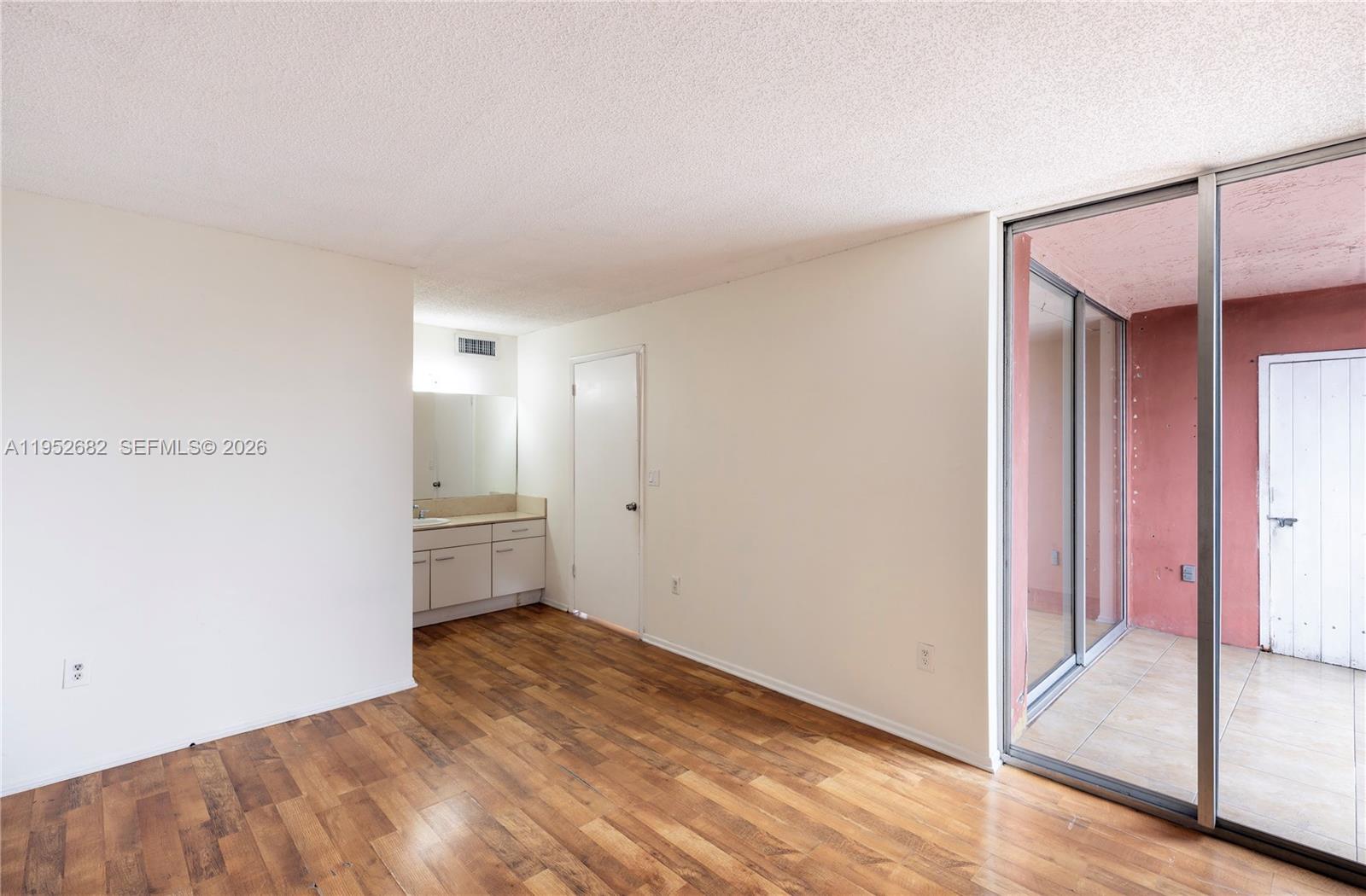 POINT SOUTH CONDO - Residential