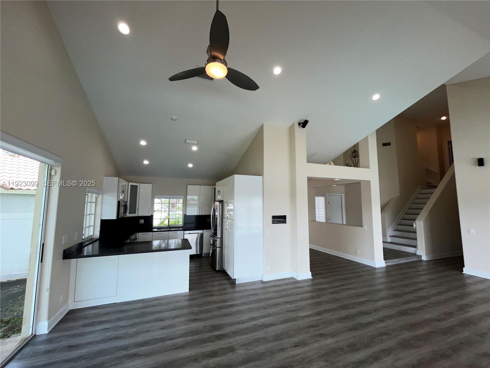 SECTOR 5 SINGLE FAMILY - Residential Lease