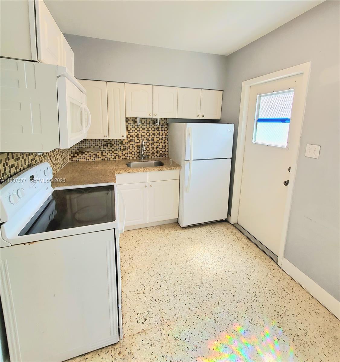 BUENA VISTA HEIGHTS ADDN - Residential Lease