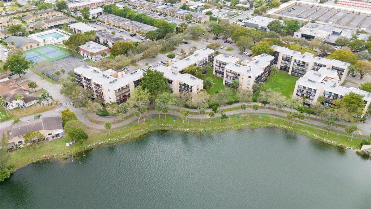 Rental Property at 3500 Blue Lake Dr 401, Pompano Beach, Broward County, Florida - Bedrooms: 1 
Bathrooms: 2  - $1,700 MO.