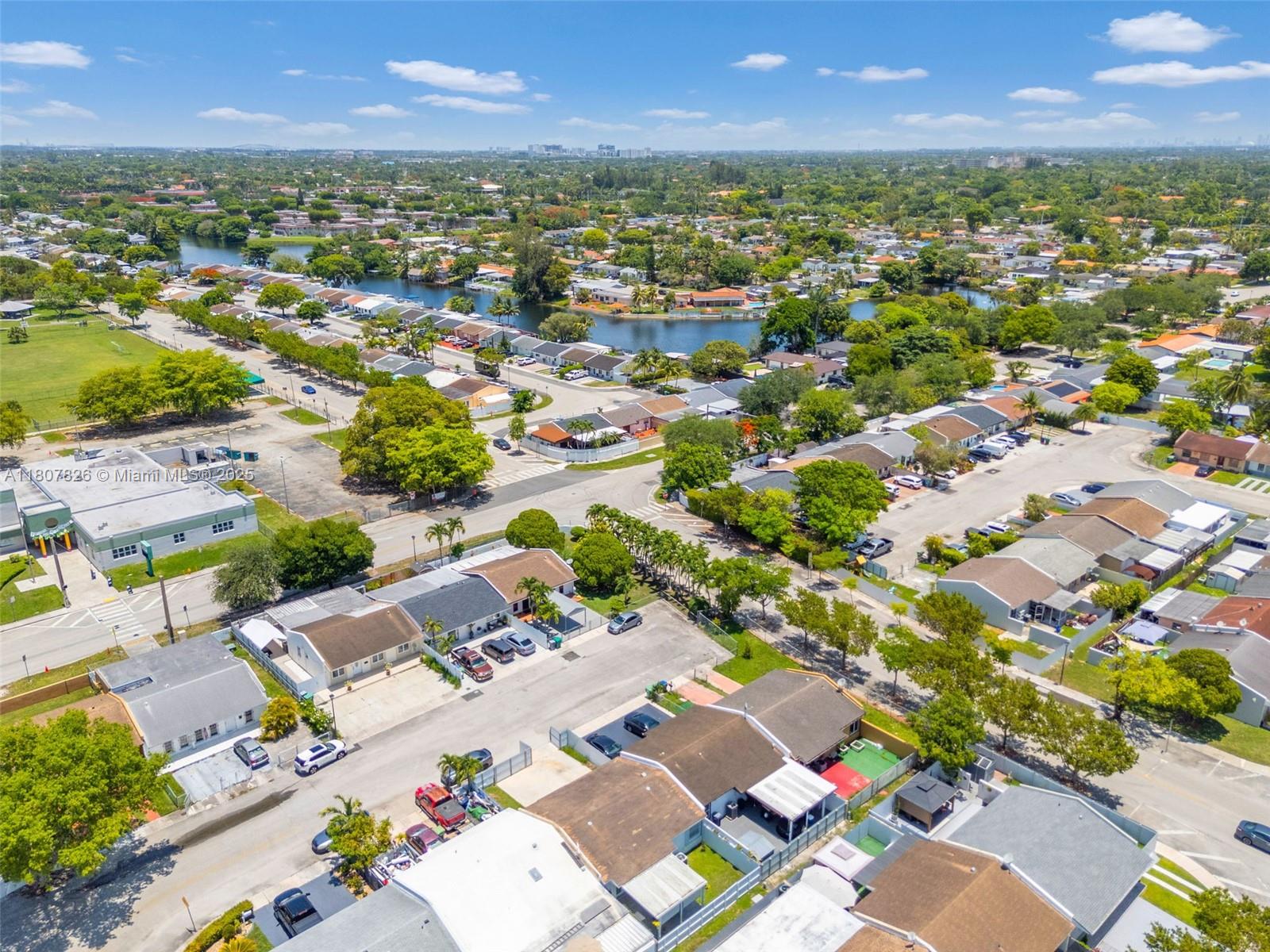 ROYALE GREEN TOWNHOUSE SE - Residential