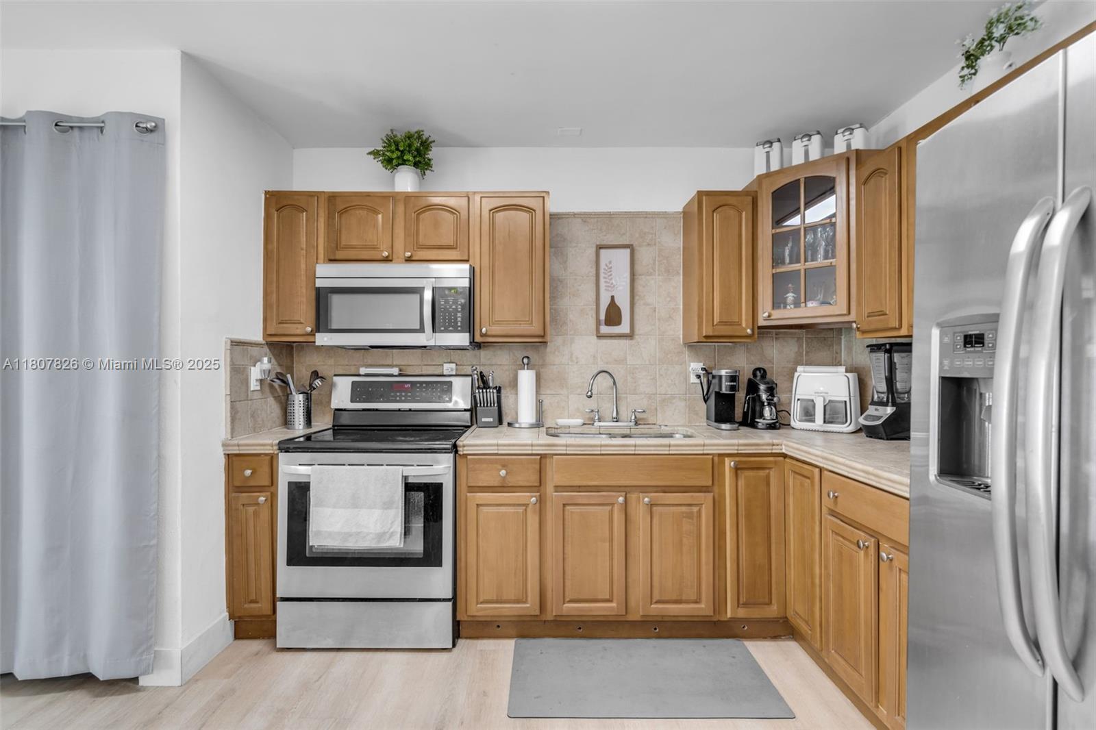 ROYALE GREEN TOWNHOUSE SE - Residential