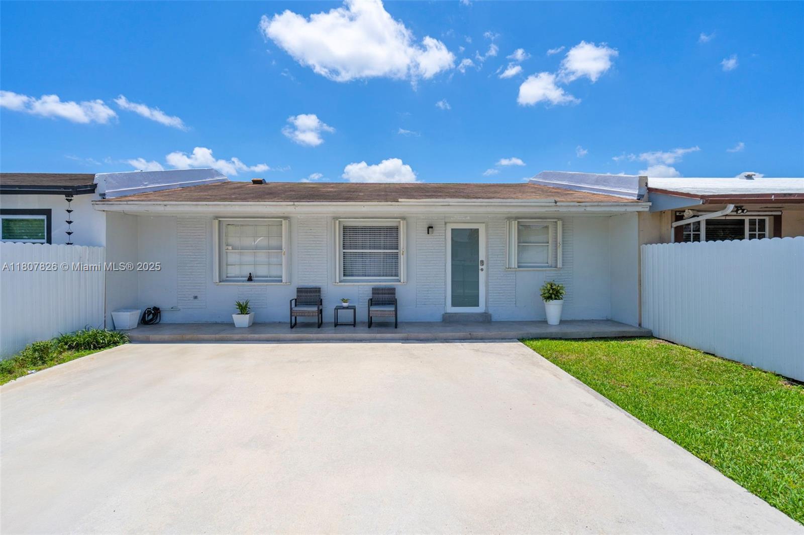 12946 Sw 47th Ter, Miami, Broward County, Florida - 3 Bedrooms  
1 Bathrooms - 
