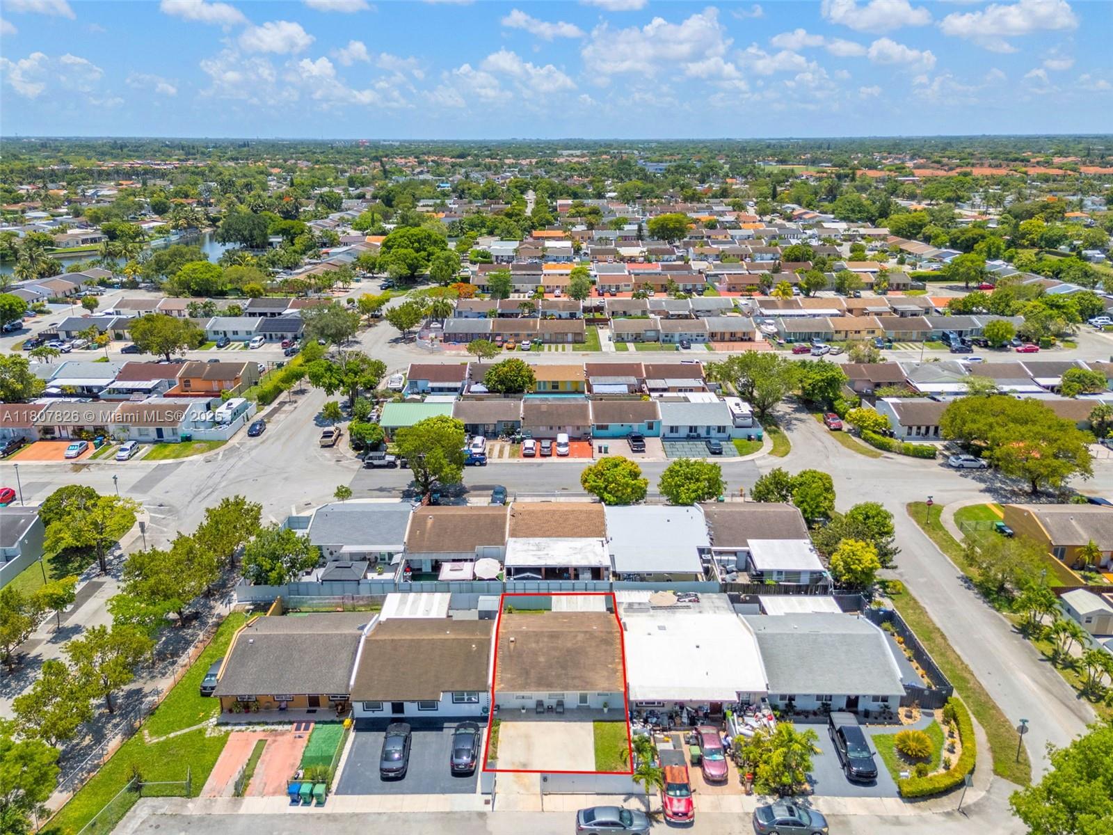 ROYALE GREEN TOWNHOUSE SE - Residential