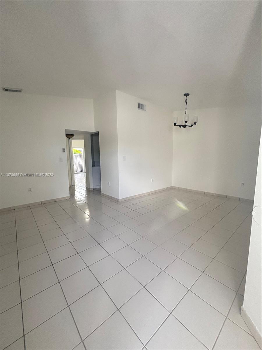 SAGA BAY TOWNHOMES 1ST ADD - Residential