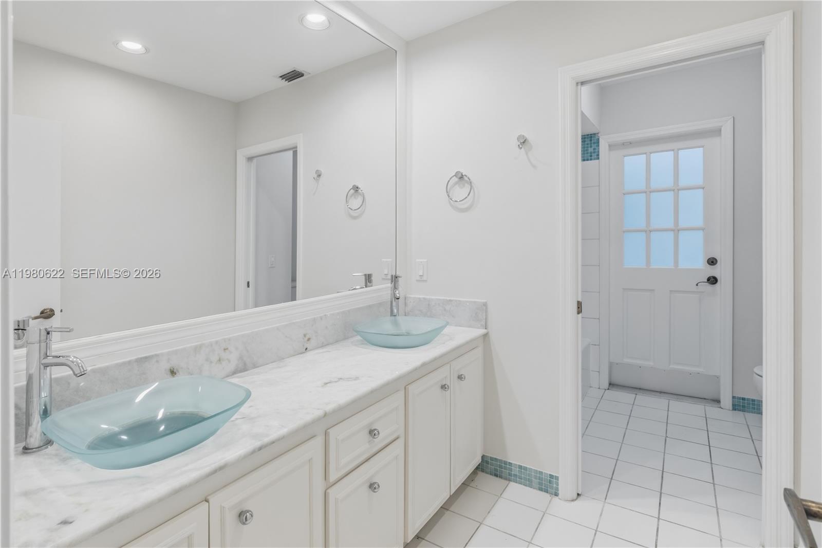 ARABESQUE - Residential Lease