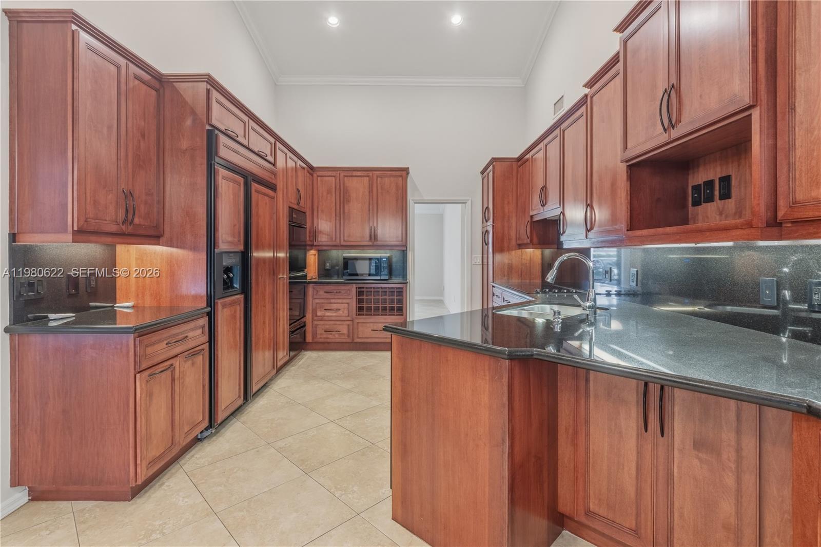 ARABESQUE - Residential Lease