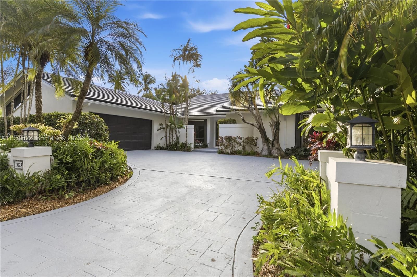 ARABESQUE - Residential Lease