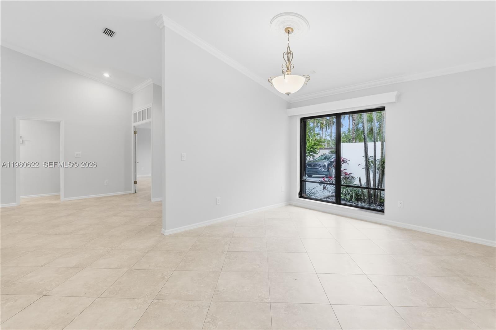 ARABESQUE - Residential Lease