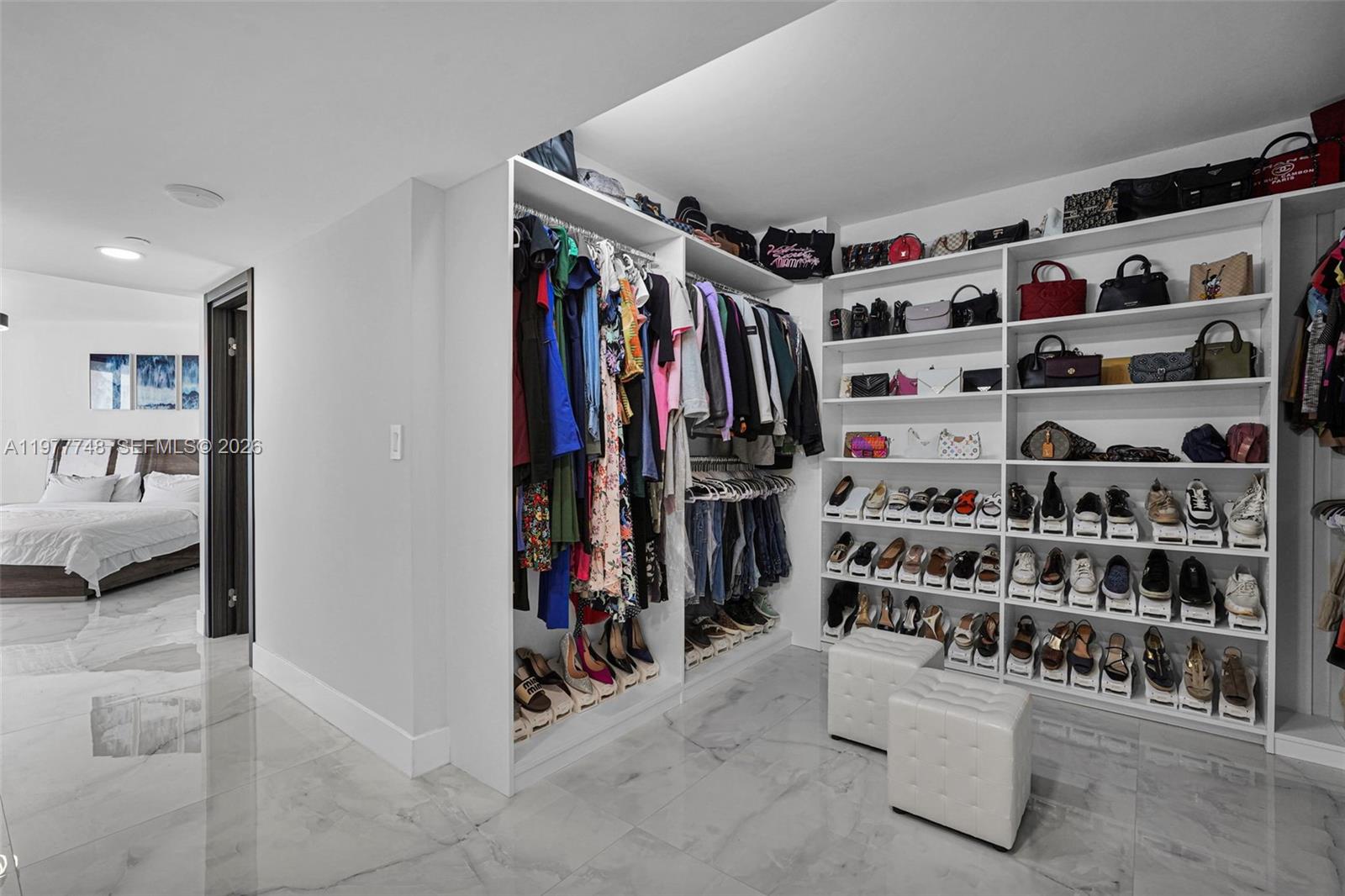 OCEANIA III CONDO - Residential