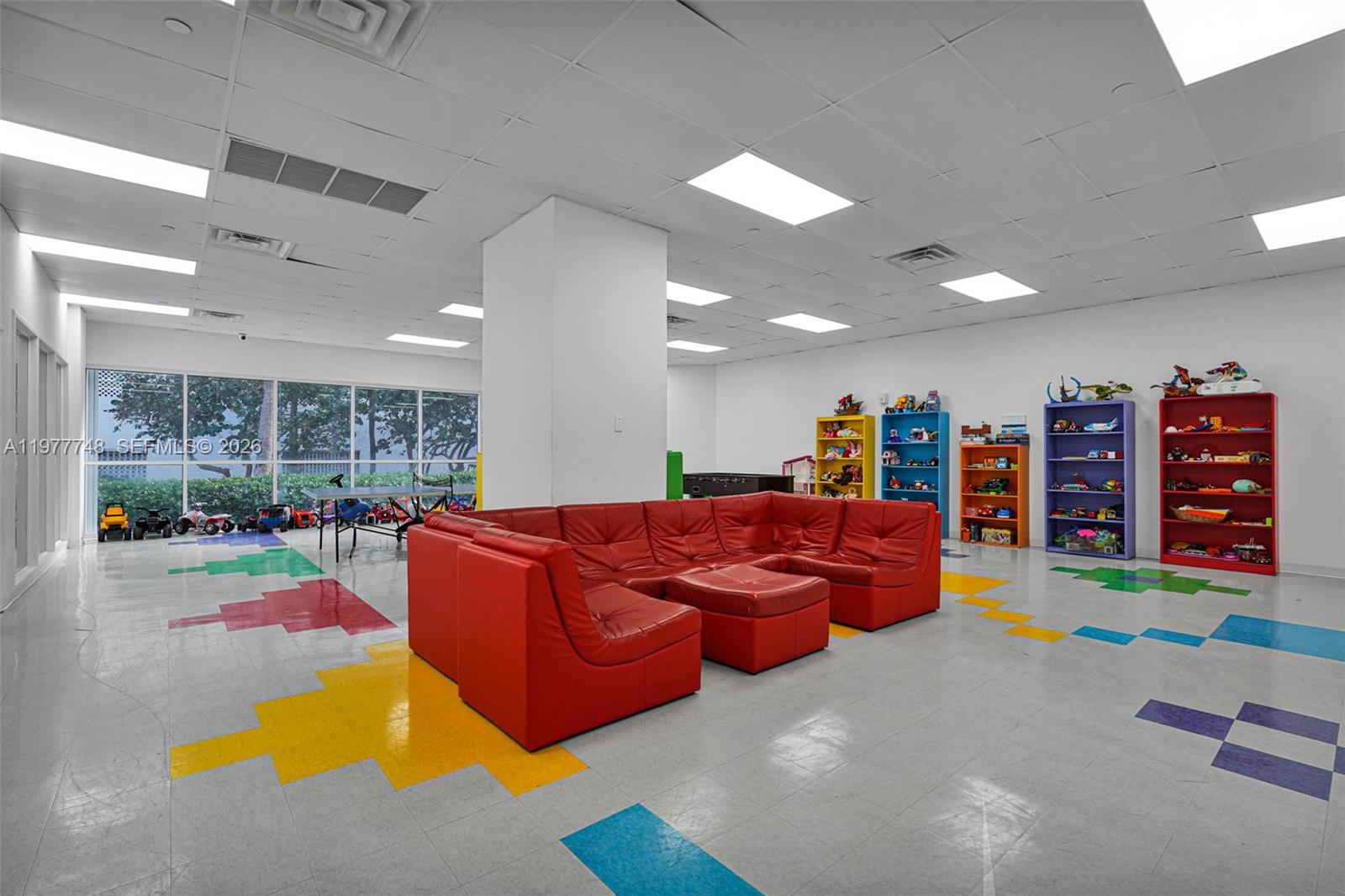 OCEANIA III CONDO - Residential