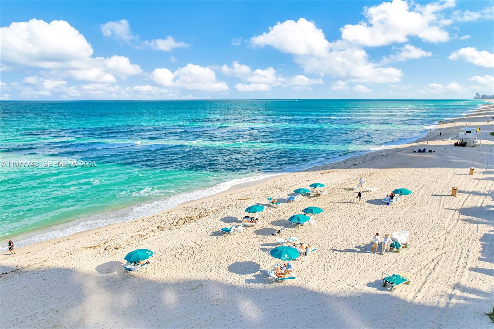 16485 Collins Ave 738