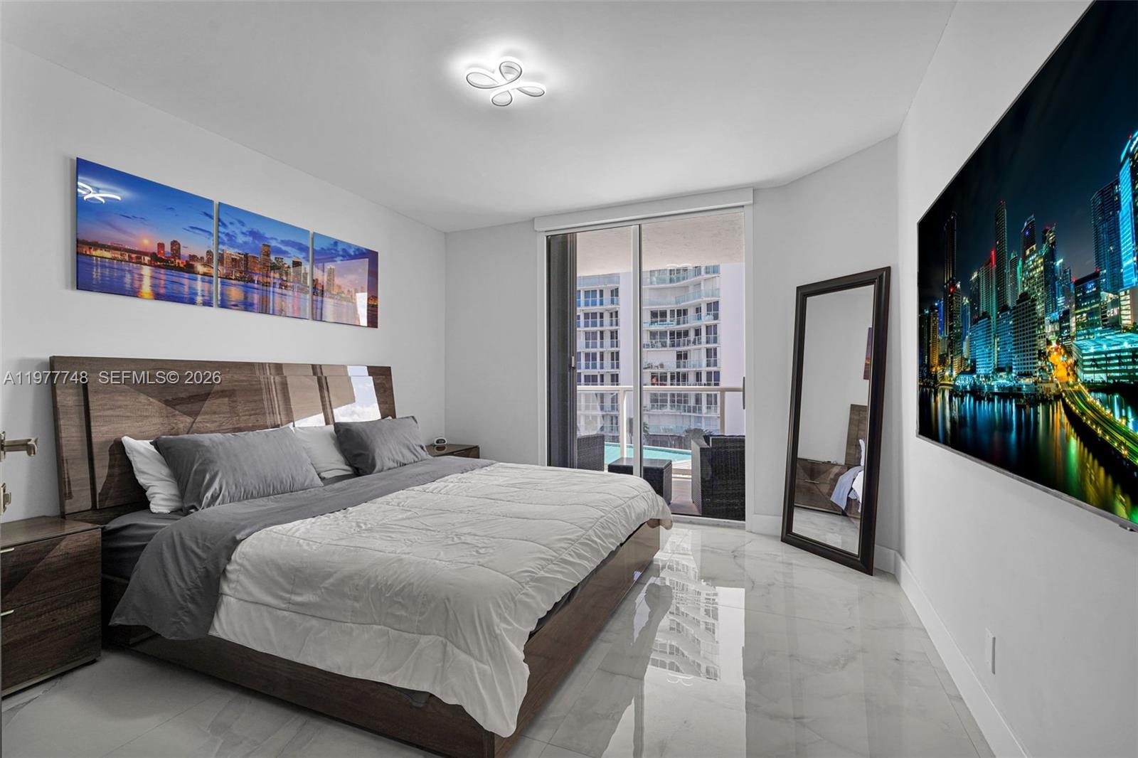 OCEANIA III CONDO - Residential