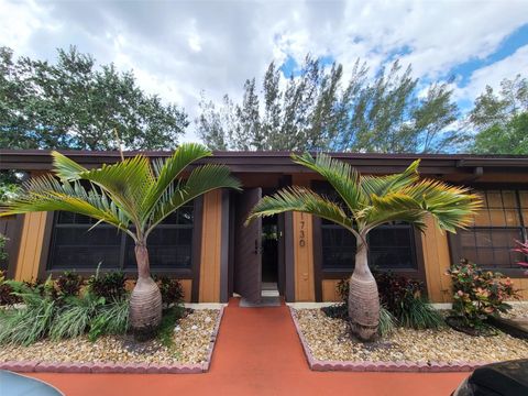 1730 Acorn Ln 0 Pembroke Pines FL 33026
