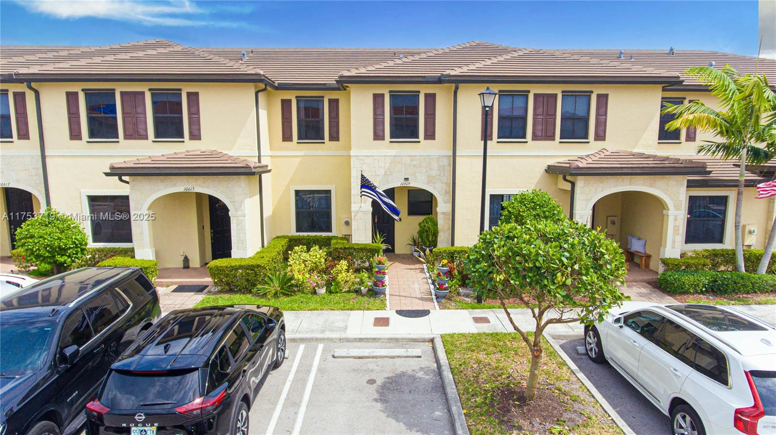 AQUABELLA SECTION TWO - Residential