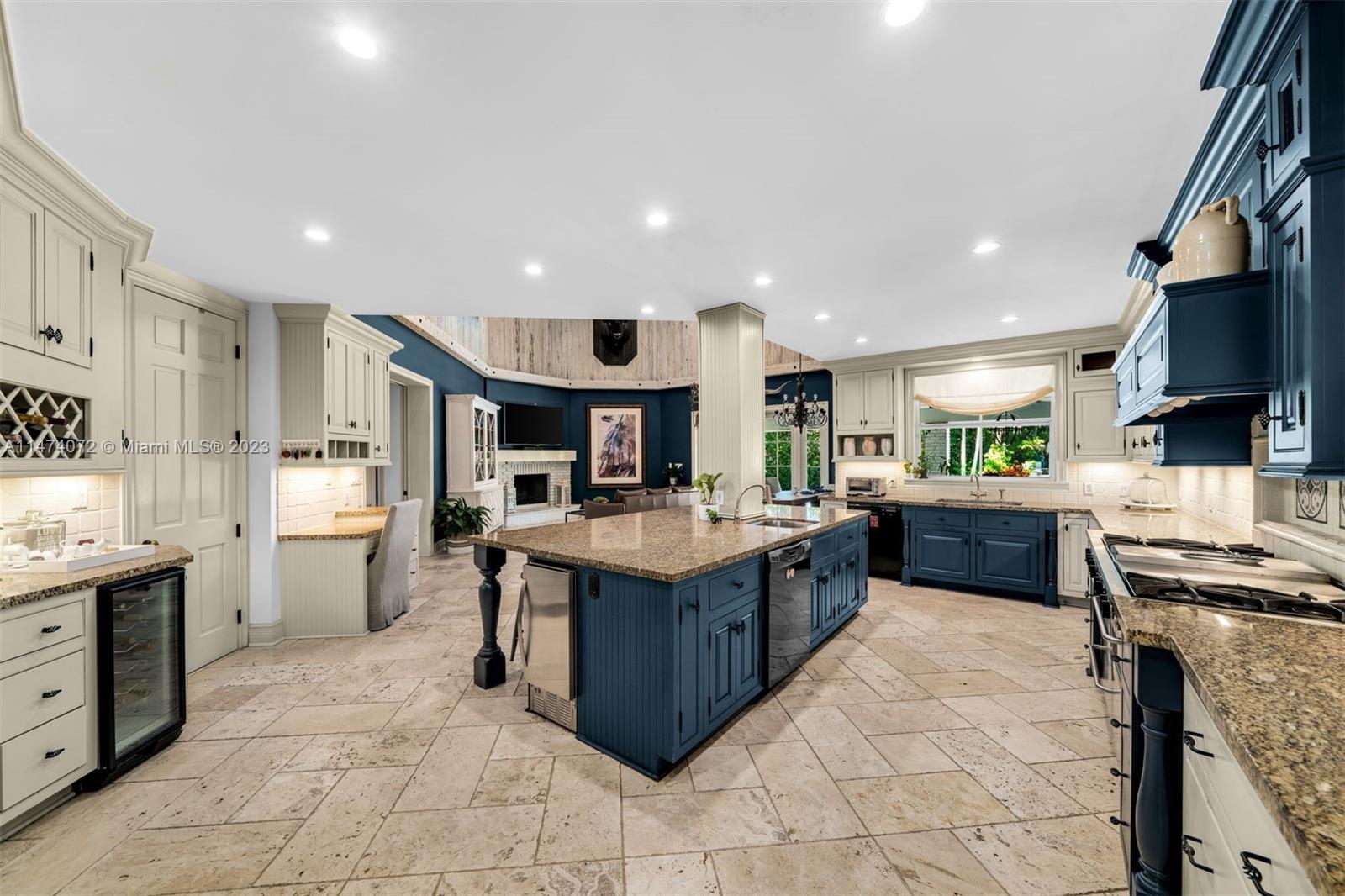 MARC FIRESTONE ESTATES .9 - Residential