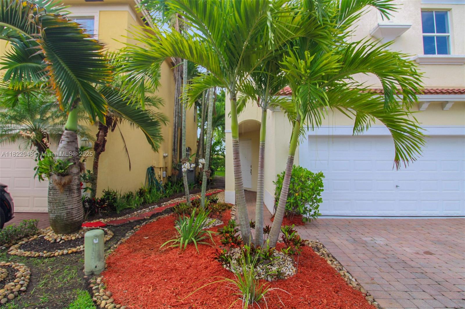 2131 NE 37th Rd, Homestead, FL, 33033/$610,000 3 2131 NE 37th Rd