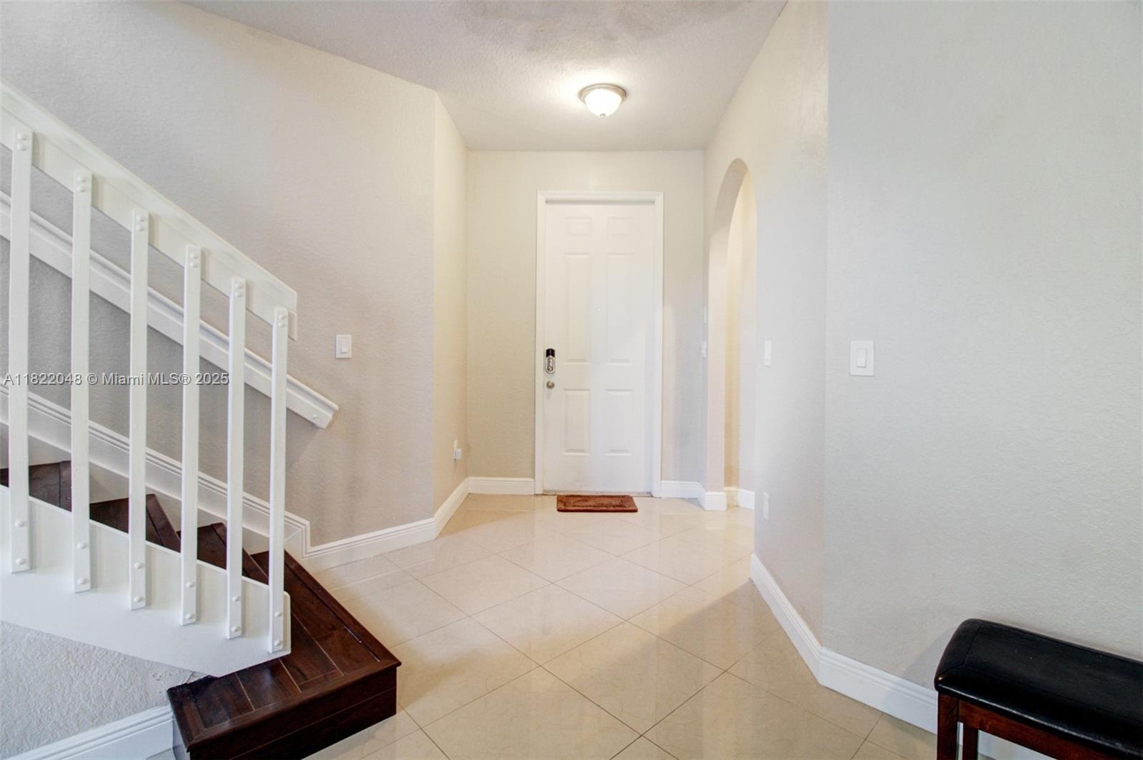 PORTOFINO BAY - Residential