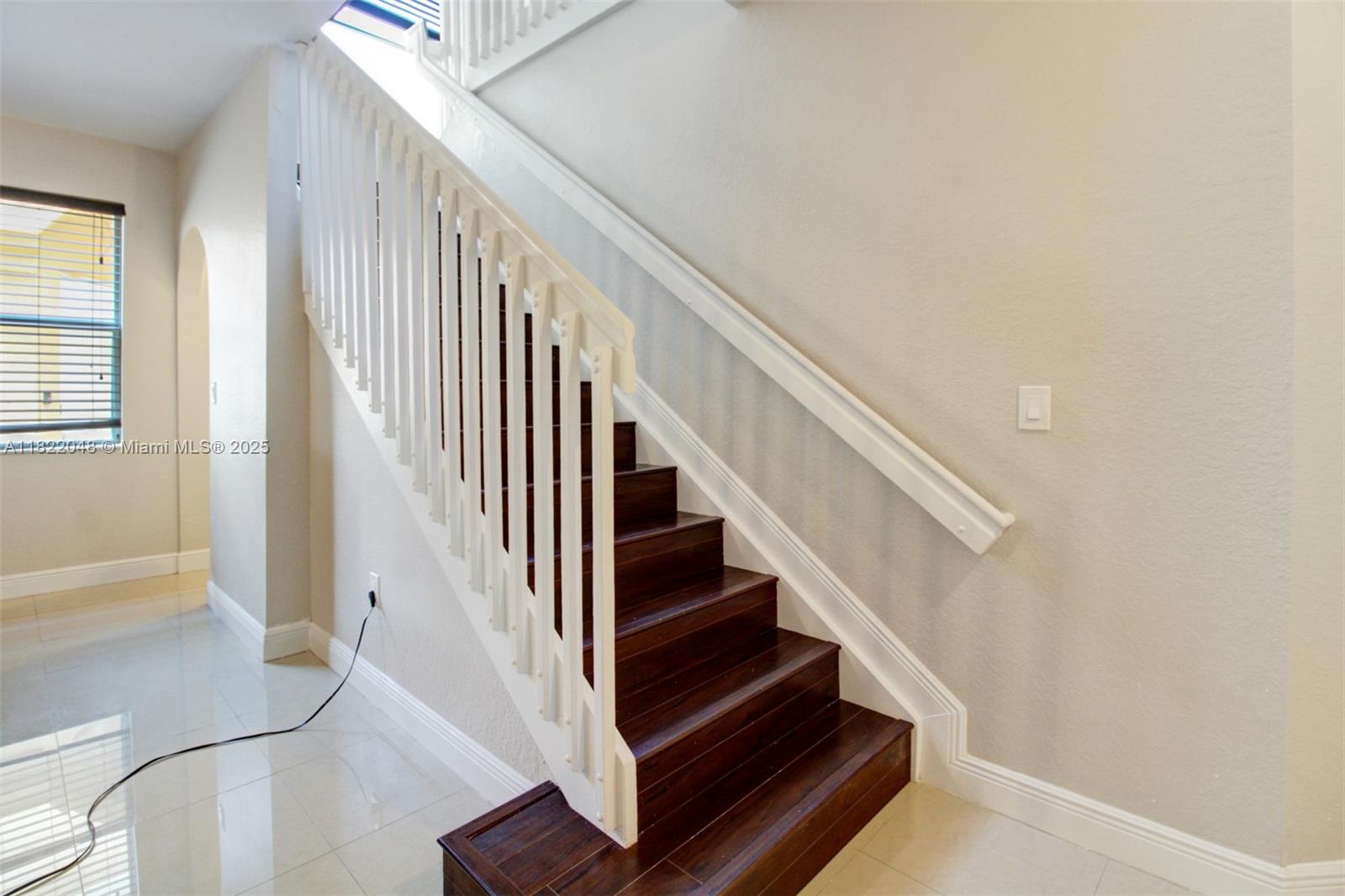 PORTOFINO BAY - Residential