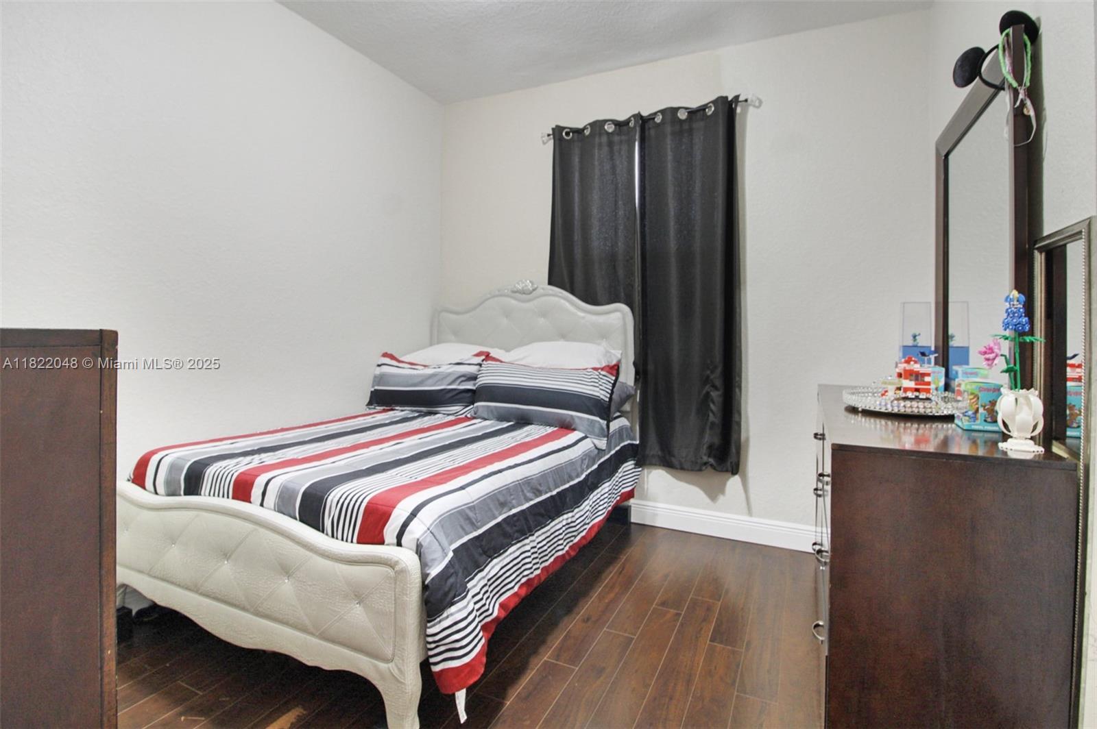 PORTOFINO BAY - Residential