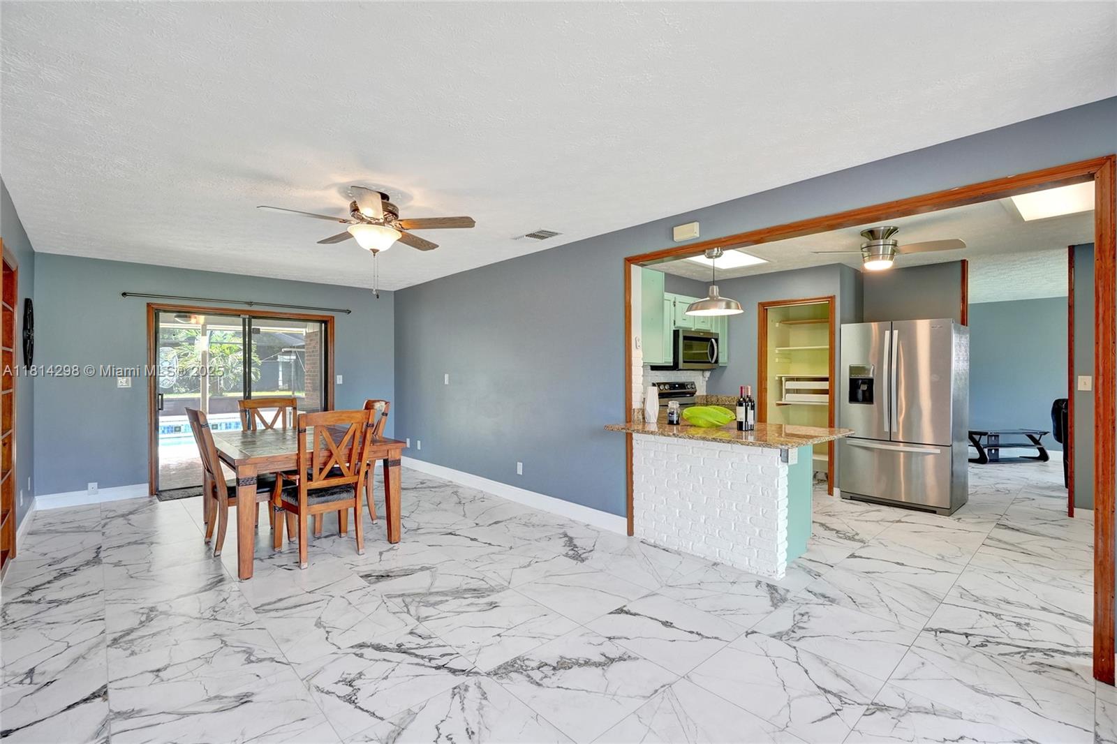 2398 SE Bordeaux Ct