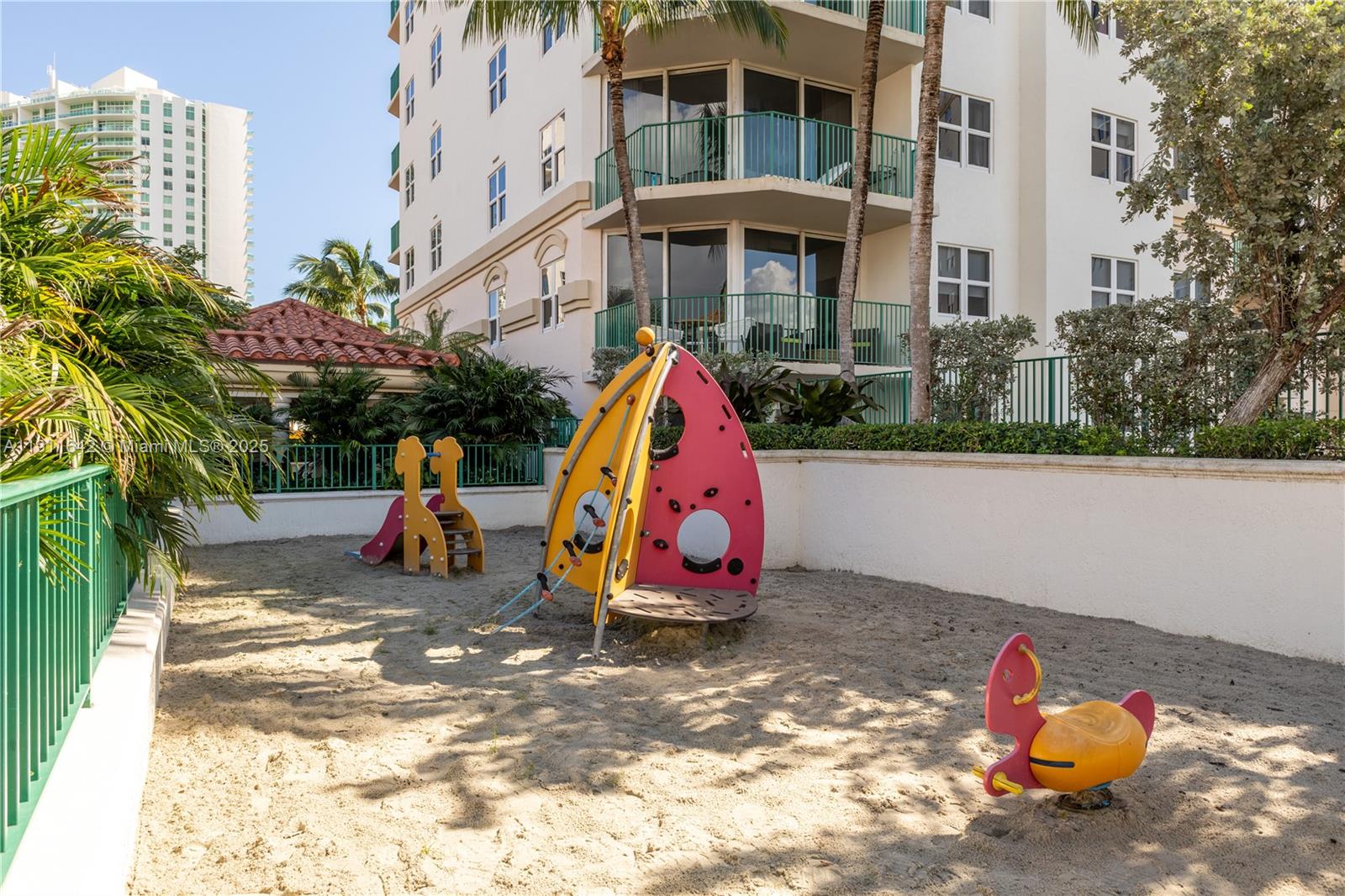 TURNBERRY VILLAGE SO TOWE - Residential Lease