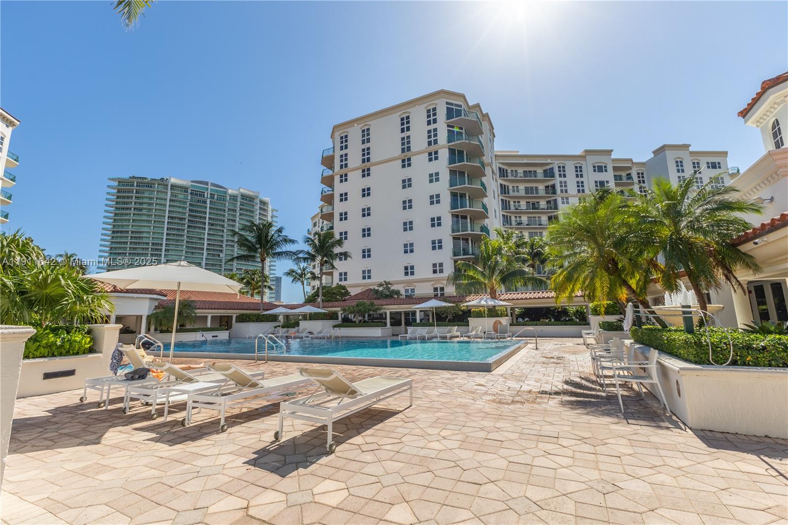 TURNBERRY VILLAGE SO TOWE - Residential Lease