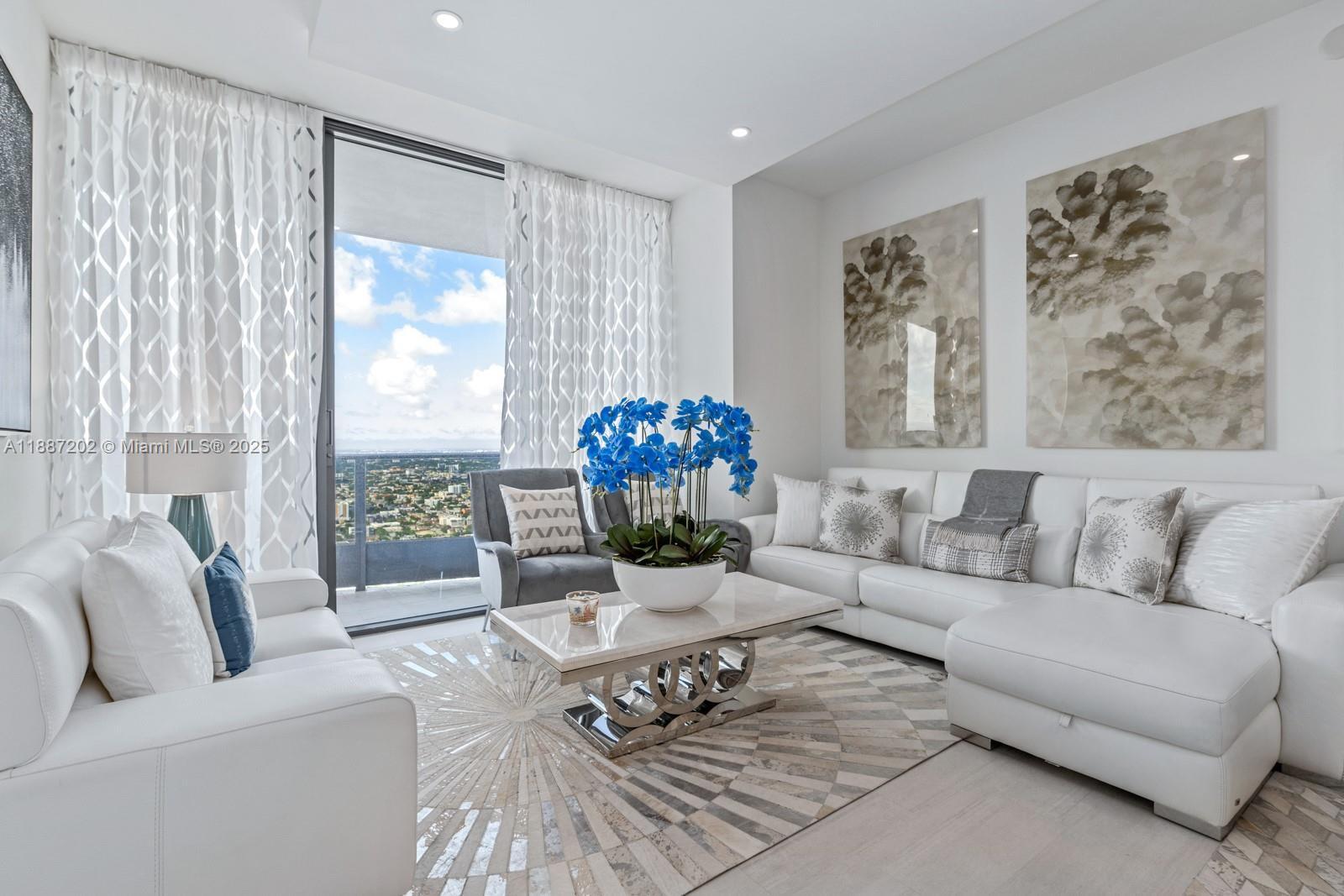 1000 Brickell Plz PH6006