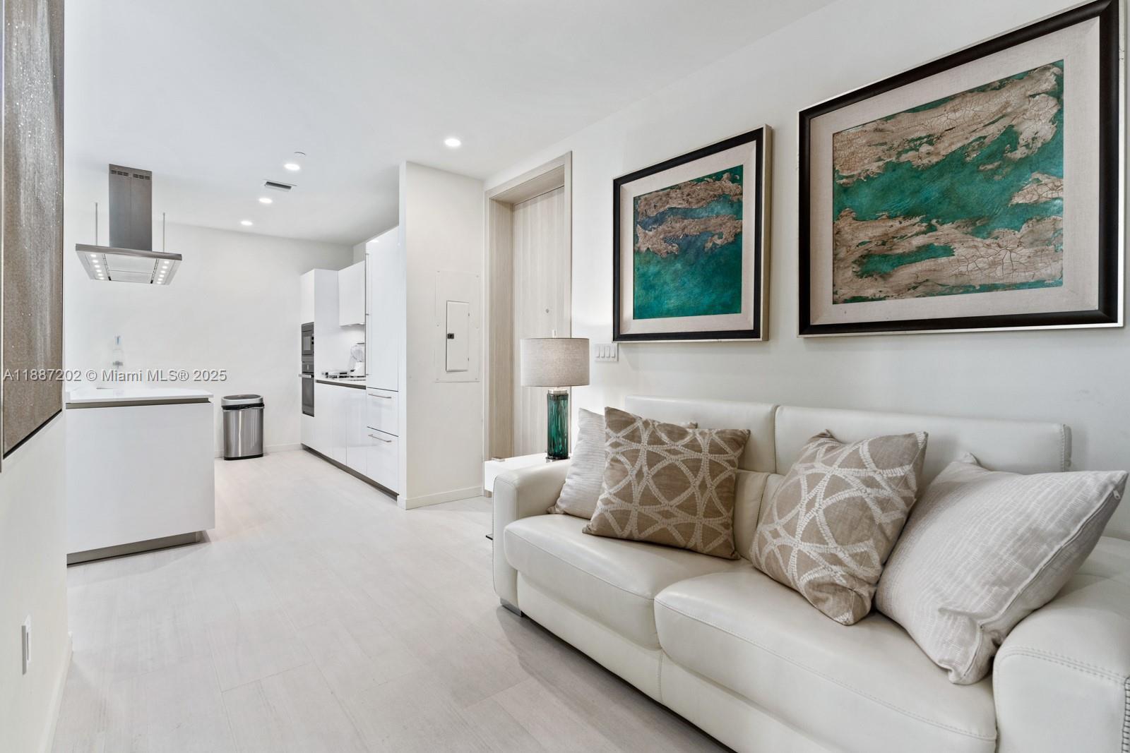 BRICKELL FLATIRON CONDO - Residential Lease