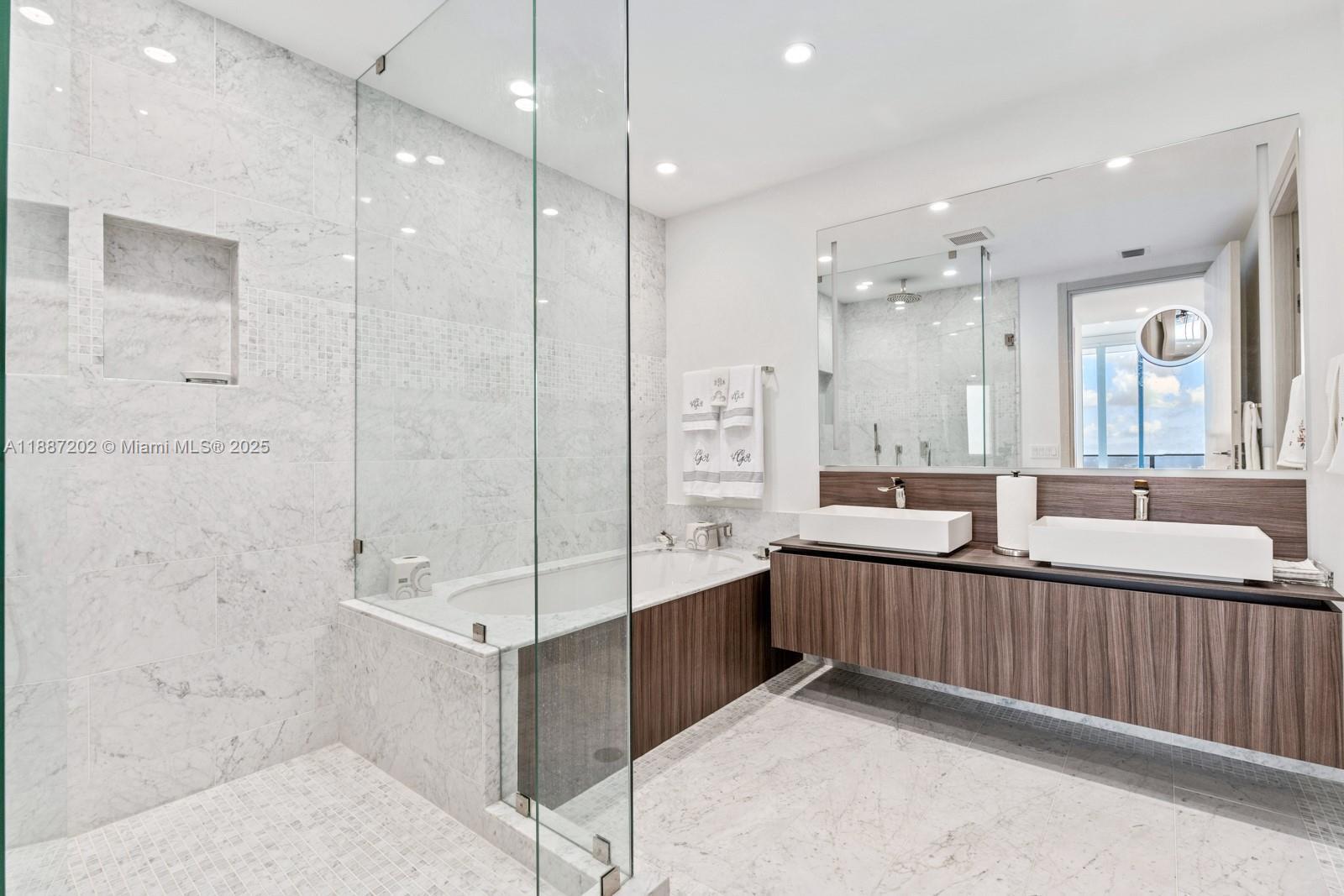 BRICKELL FLATIRON CONDO - Residential Lease