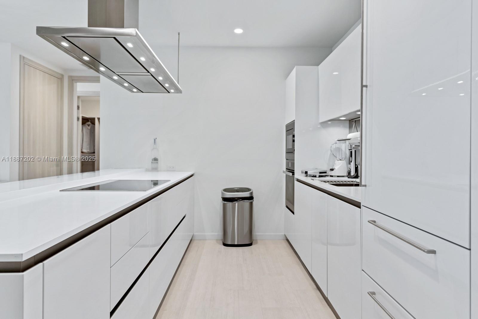 BRICKELL FLATIRON CONDO - Residential Lease