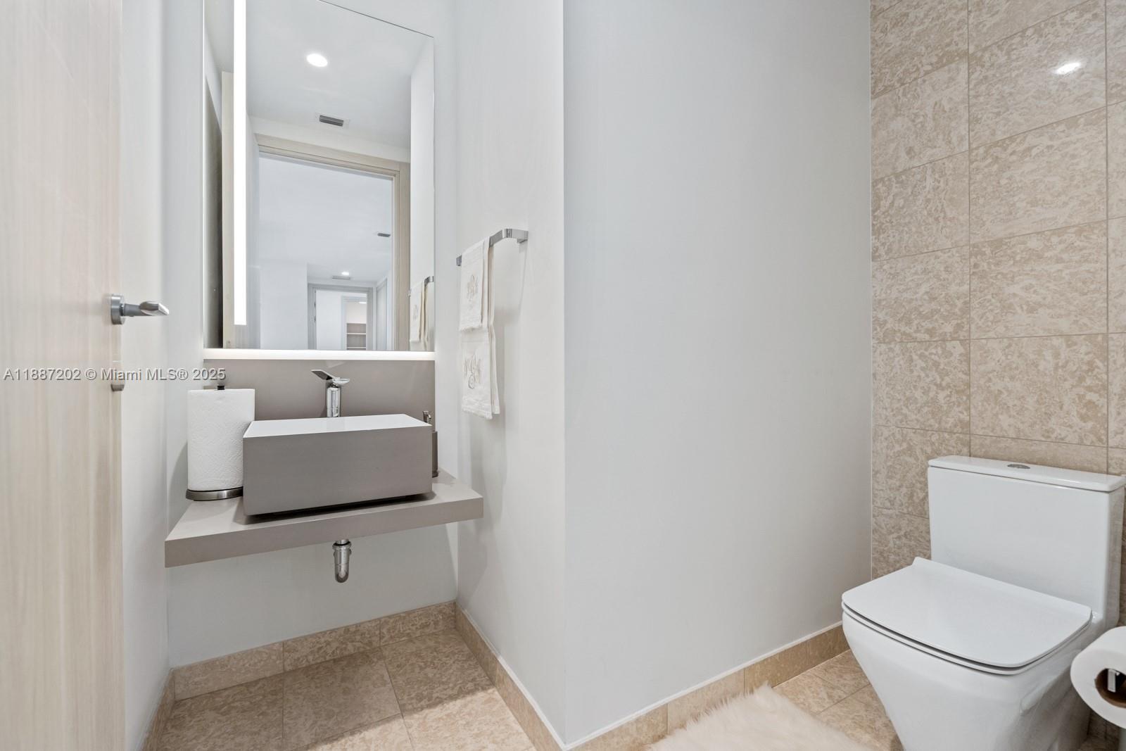 BRICKELL FLATIRON CONDO - Residential Lease