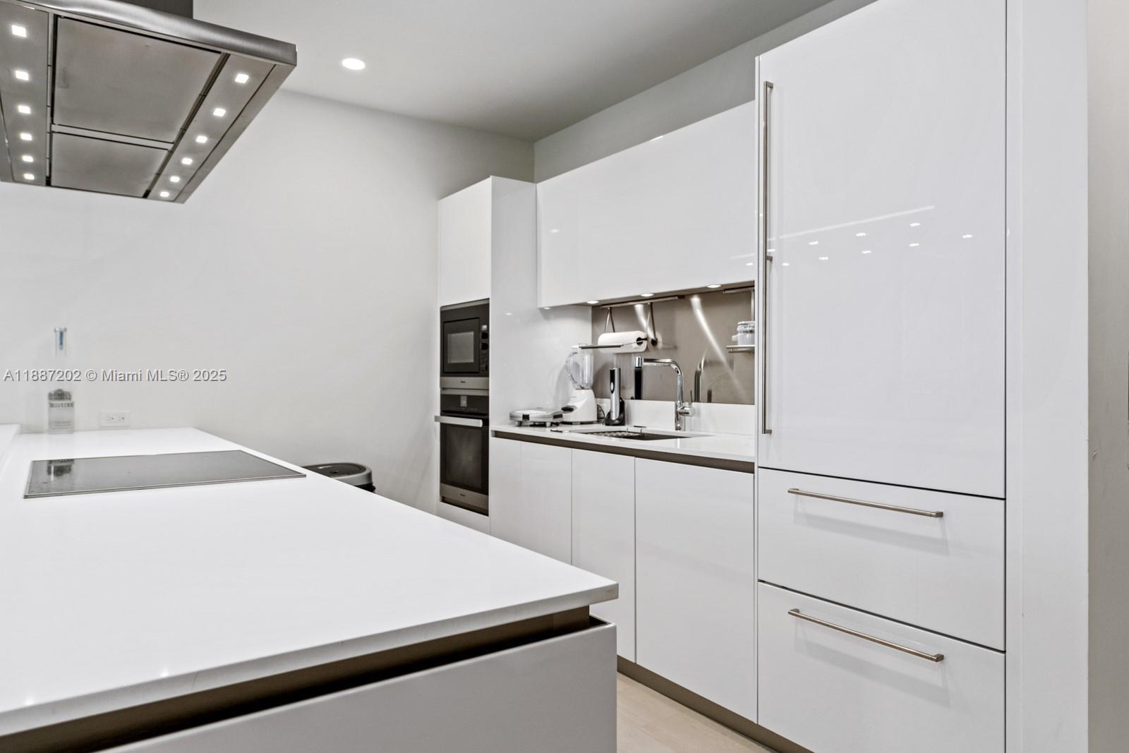 BRICKELL FLATIRON CONDO - Residential Lease