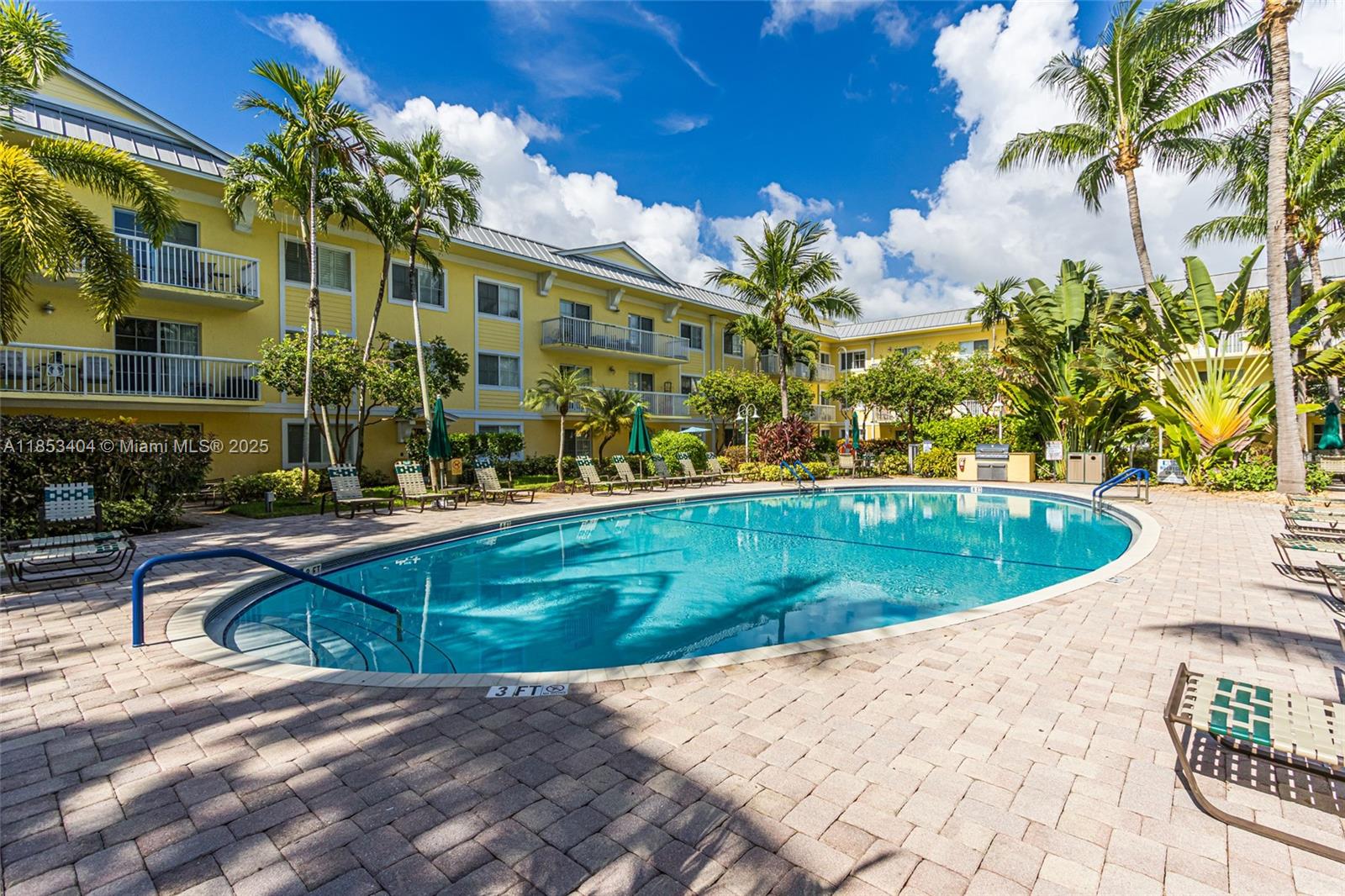 PINE CREST VILLAGE II AT - Residential