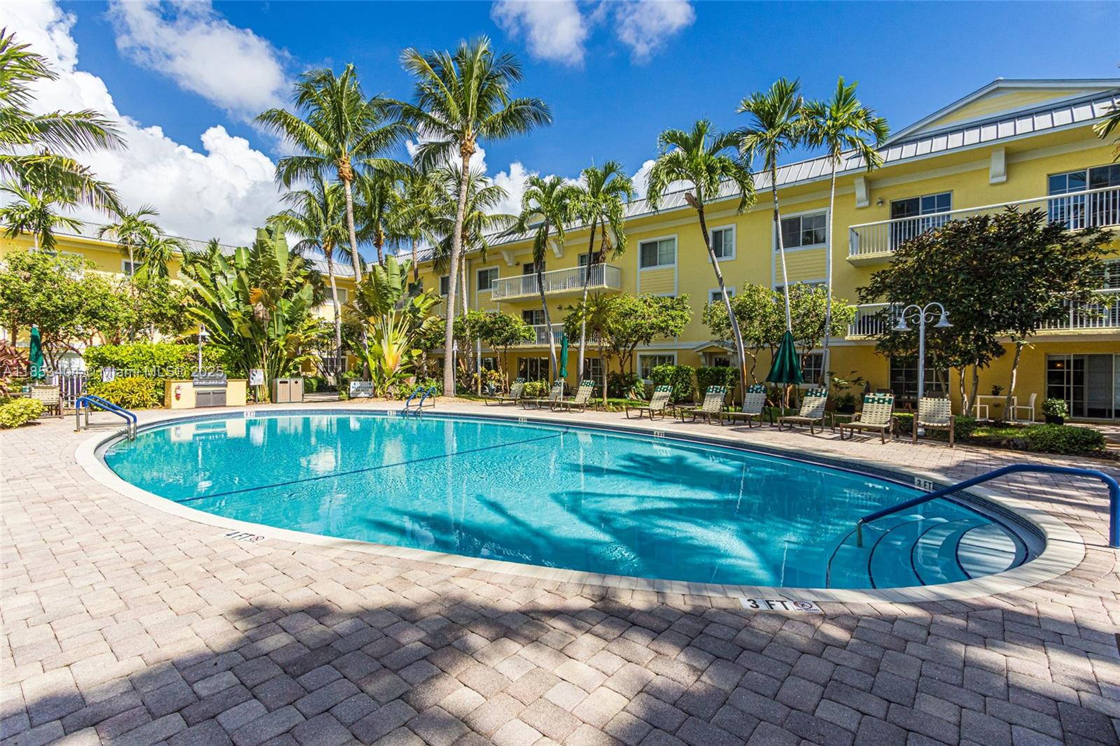 PINE CREST VILLAGE II AT - Residential