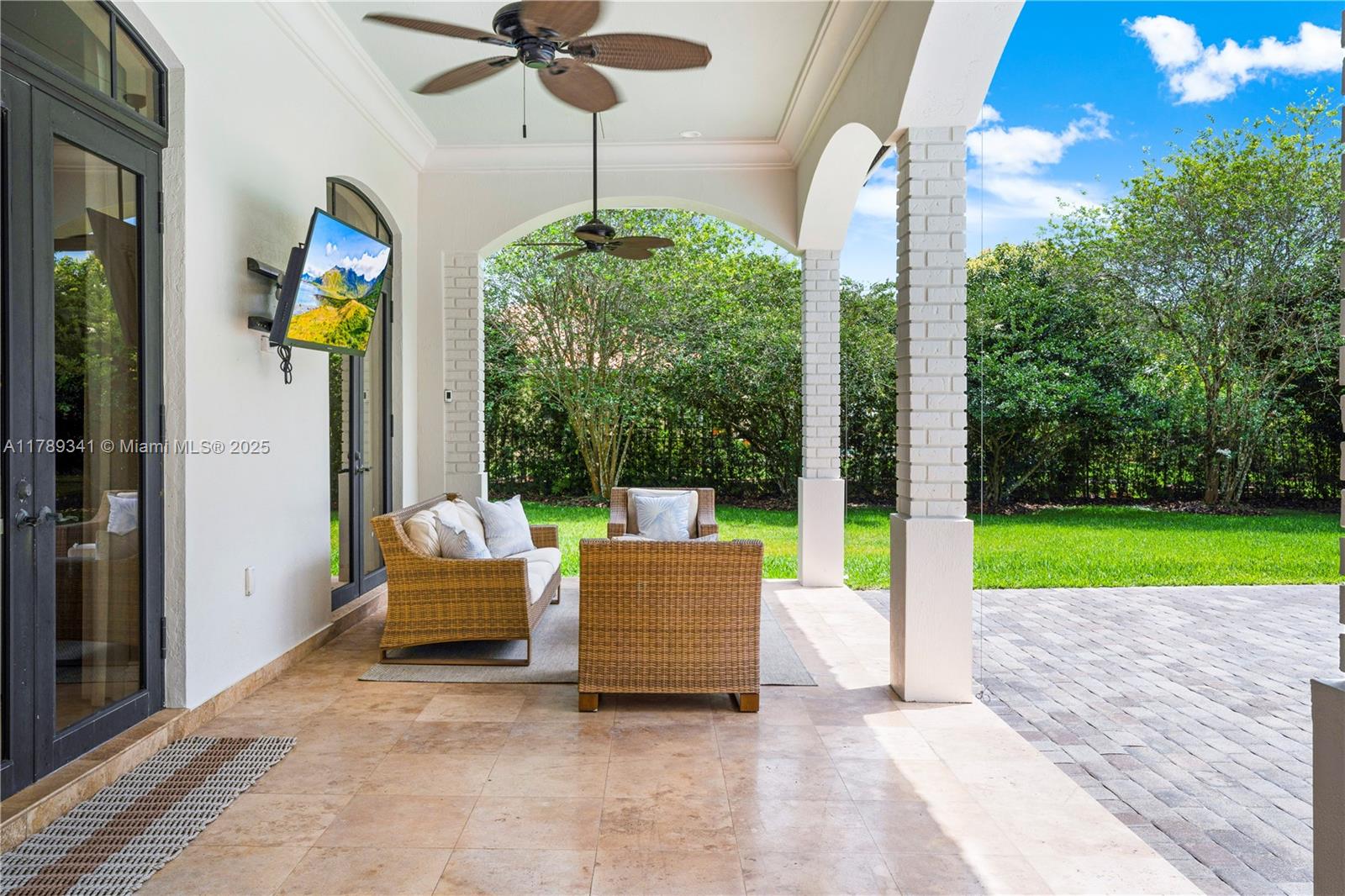 OAK RIDGE FALLS 2ND ADDN - Residential