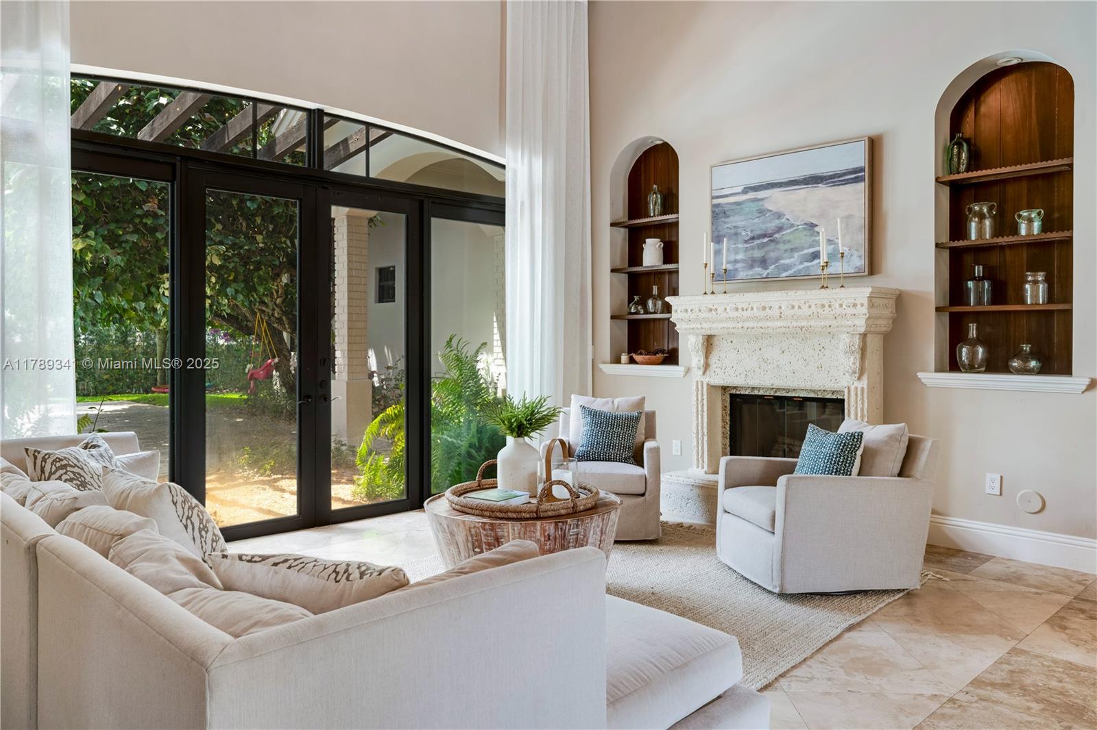 OAK RIDGE FALLS 2ND ADDN - Residential