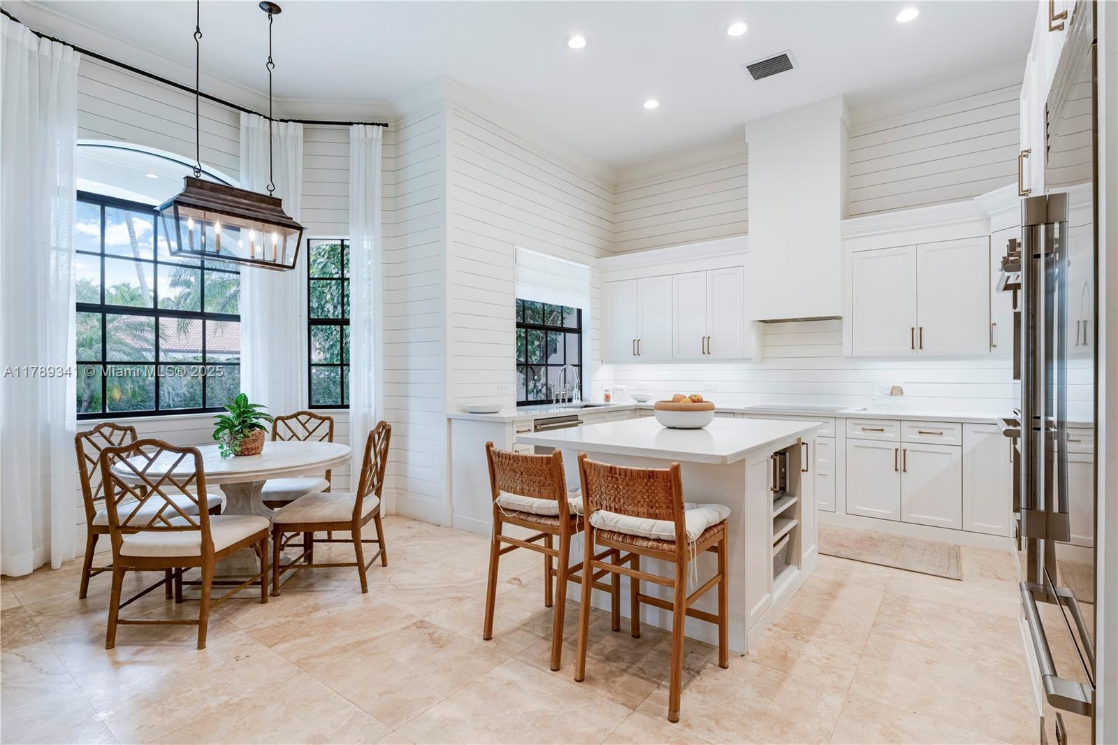 OAK RIDGE FALLS 2ND ADDN - Residential