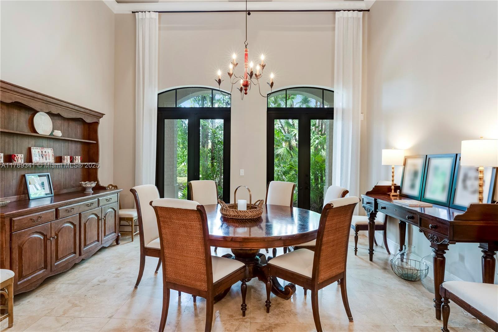 OAK RIDGE FALLS 2ND ADDN - Residential