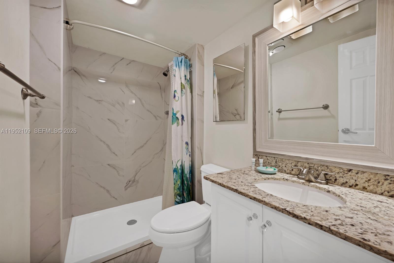 BRAVURA II CONDO - Residential