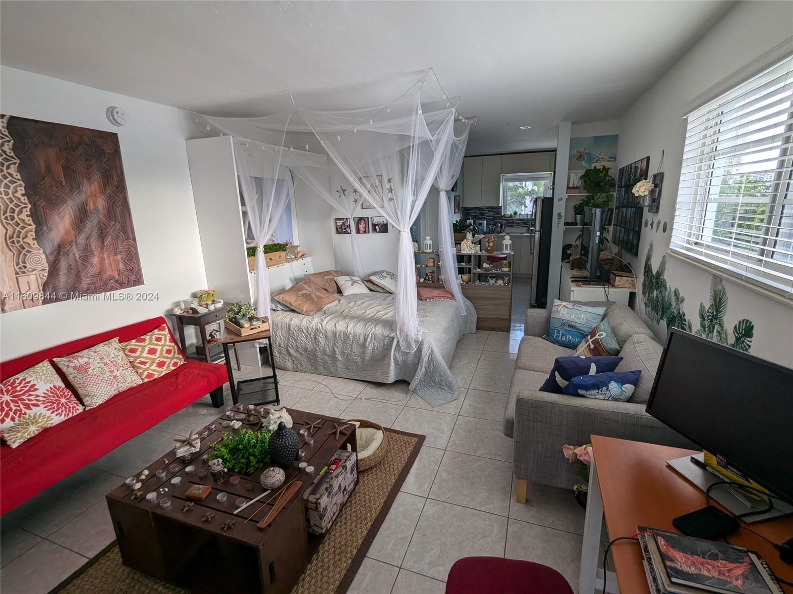 Property for Sale at 158 Ocean Dr 407, Miami Beach, Miami-Dade County, Florida - Bathrooms: 1  - $290,000