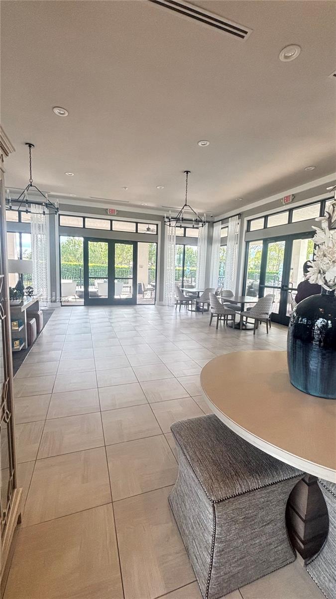 MC RESIDENTIAL - Residential