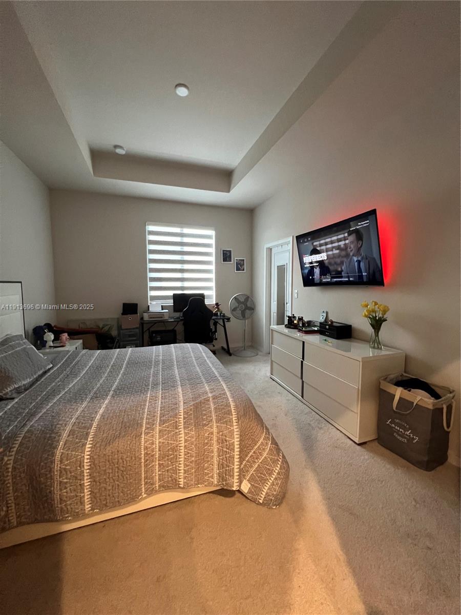 MC RESIDENTIAL - Residential